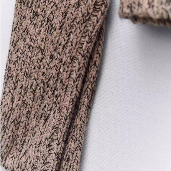 Zara asymmetric button twisted yarn knit sweater Small NWT - Picture 7 of 8